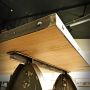 stół metalowy z drewnem 